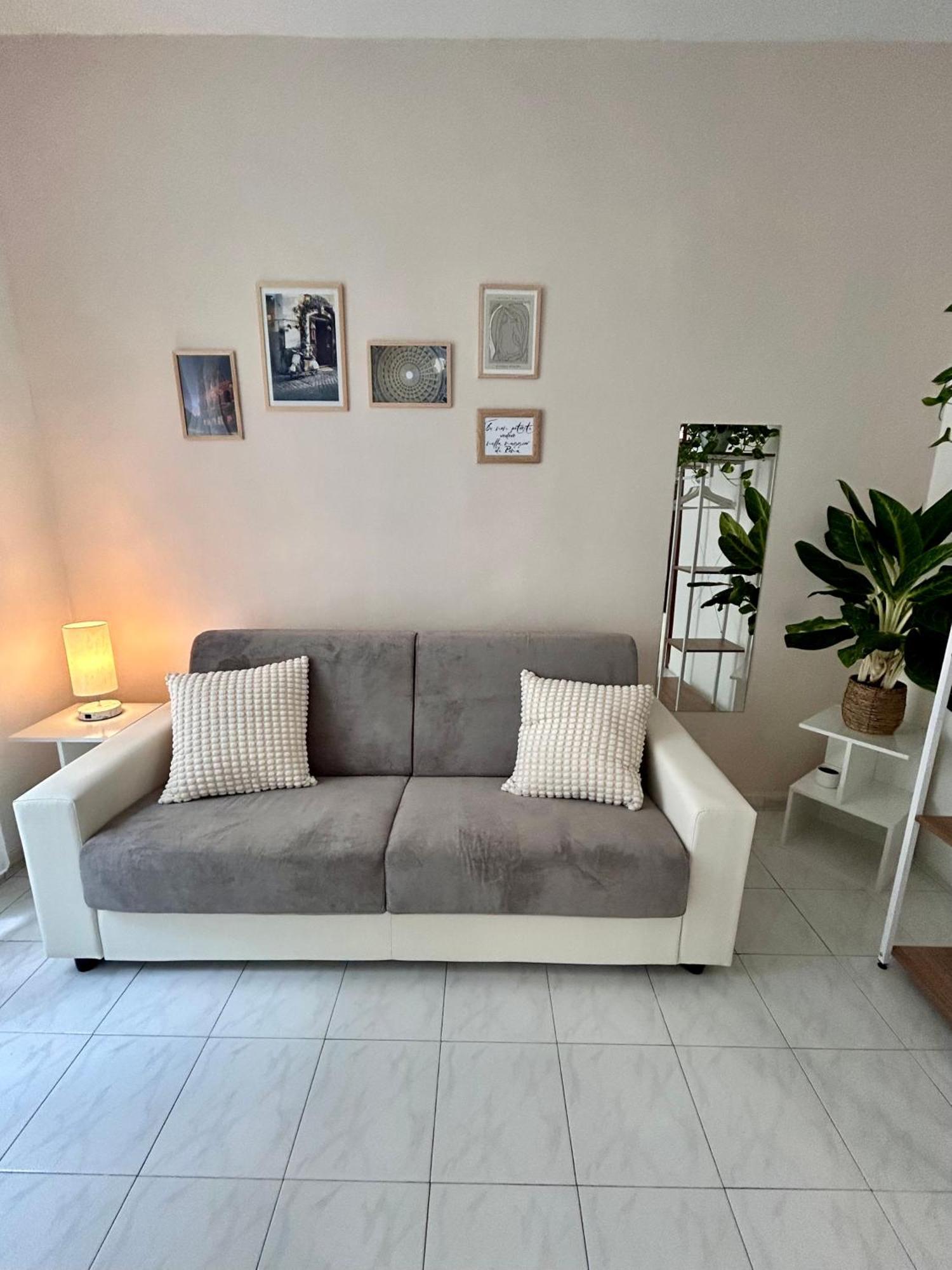 4 Stops To Colosseo - San Paolo House Rome